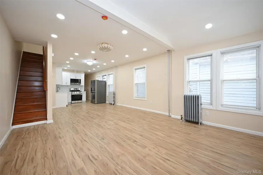 10315 124th Street, South Richmond Hill, NY 11419 - Image #3