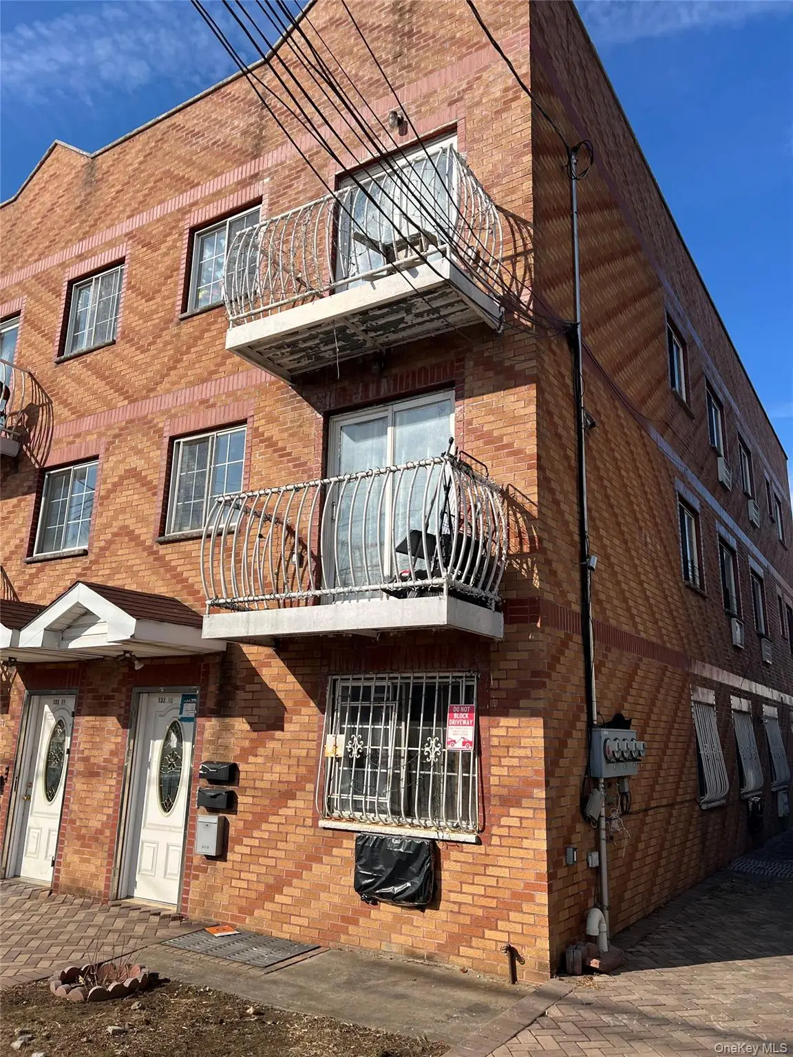 133-11 95th Avenue, South Richmond Hill, NY 11419 - Image #1