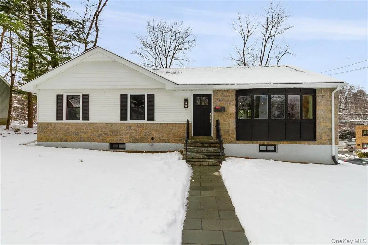 331 Alta Vista Drive, Yonkers, NY 10710 - Image #1