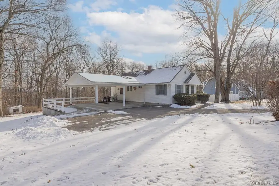 109 Gatto Lane, Pearl River, NY 10965 - Image #2