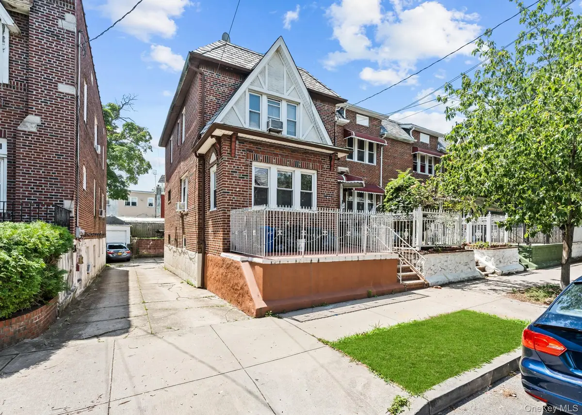 3329 Wilson Avenue, Bronx, NY 10469 - Image #1