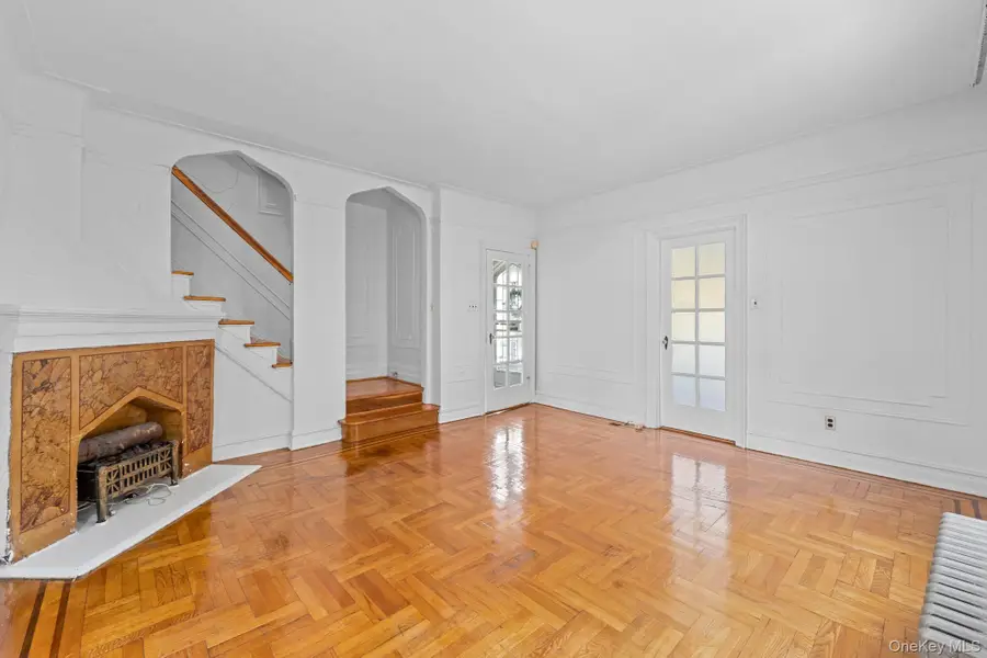 3329 Wilson Avenue, Bronx, NY 10469 - Image #3