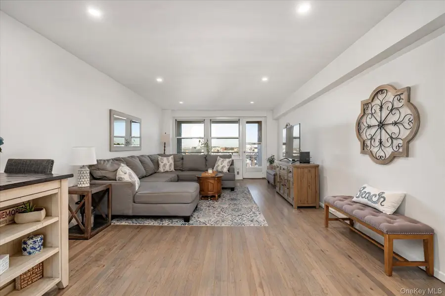 711 Shore Road #3 C, Long Beach, NY 11561 - Image #3