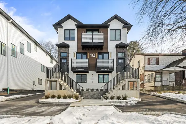 10 Memorial Park #101, Spring Valley, NY 10977