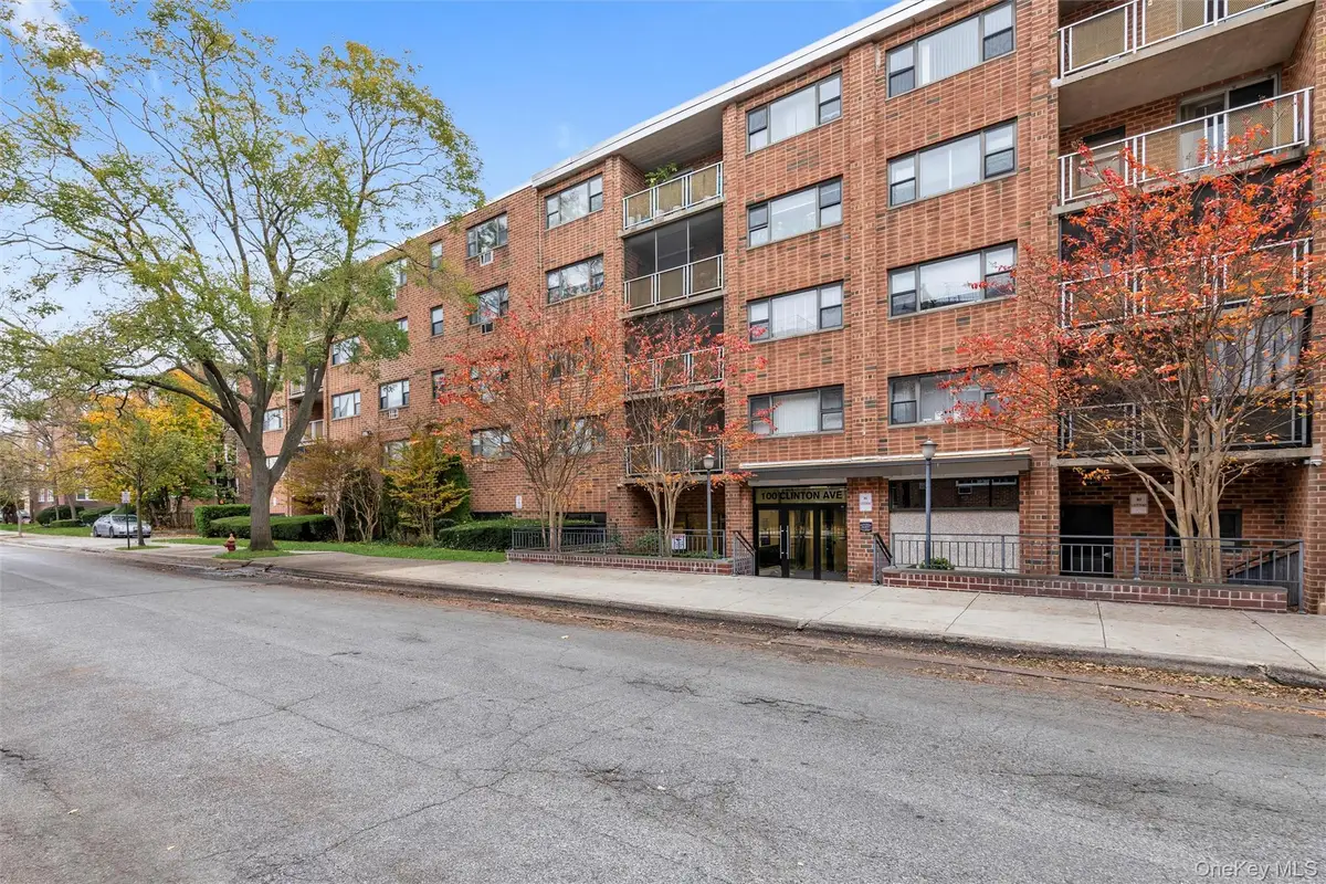 100 Clinton Avenue #4M, Mineola, NY 11501 - #1