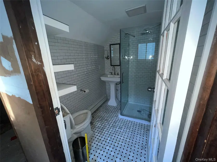 370 Boulder Street, Ronkonkoma, NY 11779 - Image #2