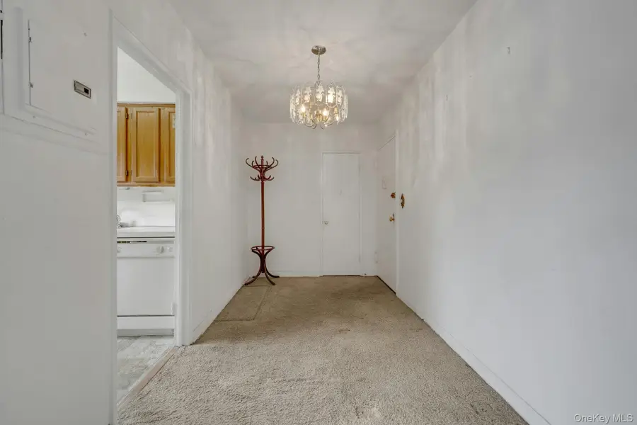 4 Bryant Crescent #2C, White Plains, NY 10605 - #2