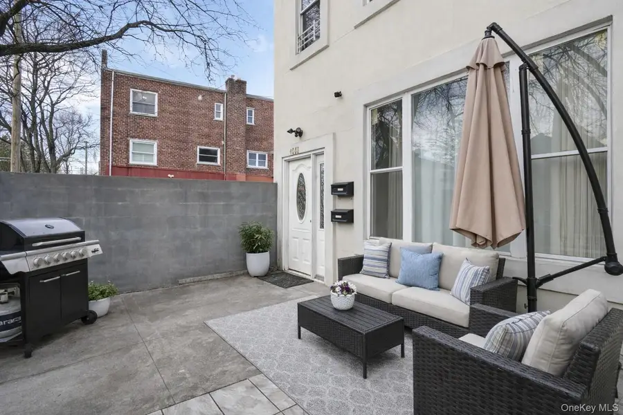 4088 Grace Avenue, Bronx, NY 10466 - Image #2