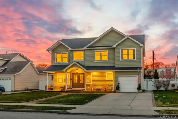 1732 Princeton Drive W, Wantagh, NY 11793