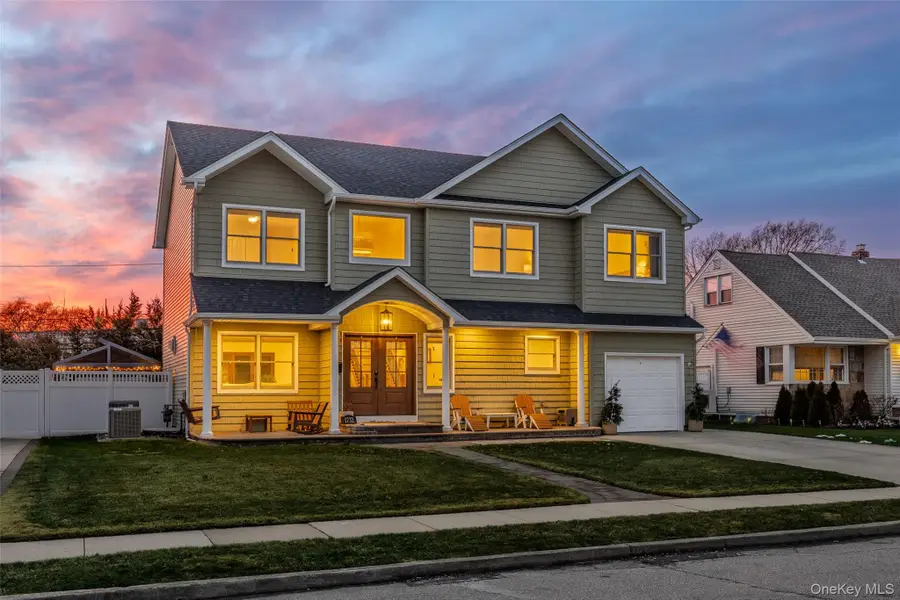 1732 Princeton Drive W, Wantagh, NY 11793 - Image #3