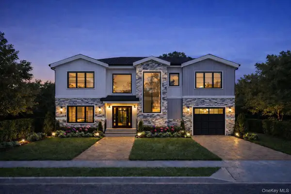 1025 Mirabelle Avenue, Westbury, NY 11590