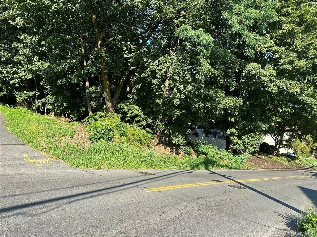 10-13-75 Dickinson Avenue, Yonkers, NY 10703 - Image #1