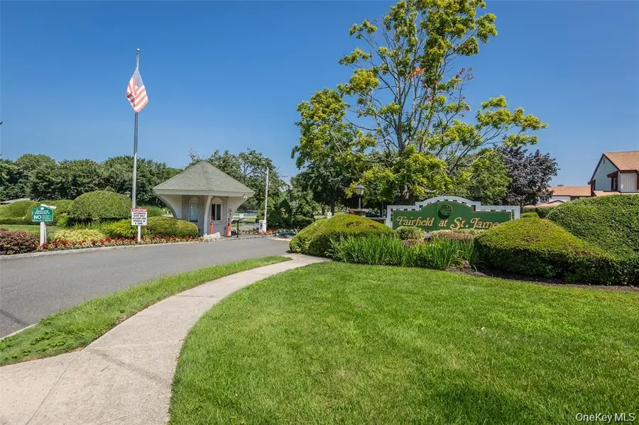 101 Flair Court E, Saint James, NY 11780 - Image #2