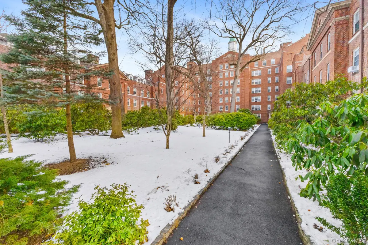 1350 Midland Avenue #1O, Bronxville, NY 10708 - Image #1