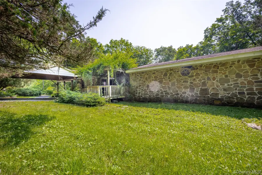 660 N Chodikee Lake Road, Highland, NY 12528 - #3