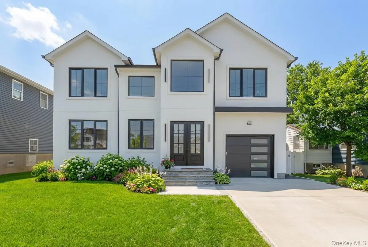 24 Midway Street, Babylon, NY 11702 - #1