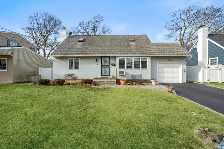 220 Belvedere Drive, Massapequa Park, NY 11762 - Image #2