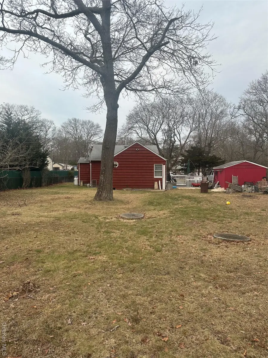 32 Stackyard Drive, Mastic Beach, NY 11951 - Image #2