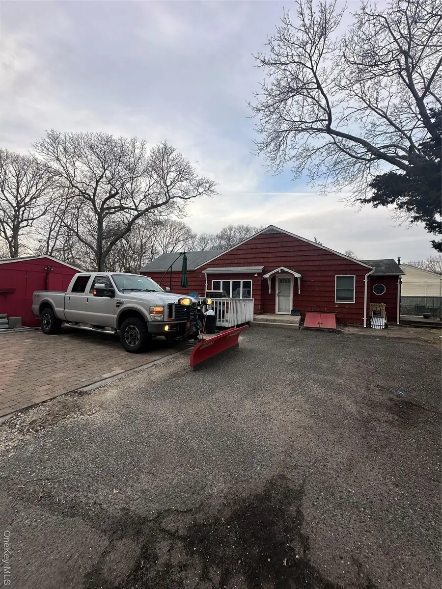 32 Stackyard Drive, Mastic Beach, NY 11951 - Image #3