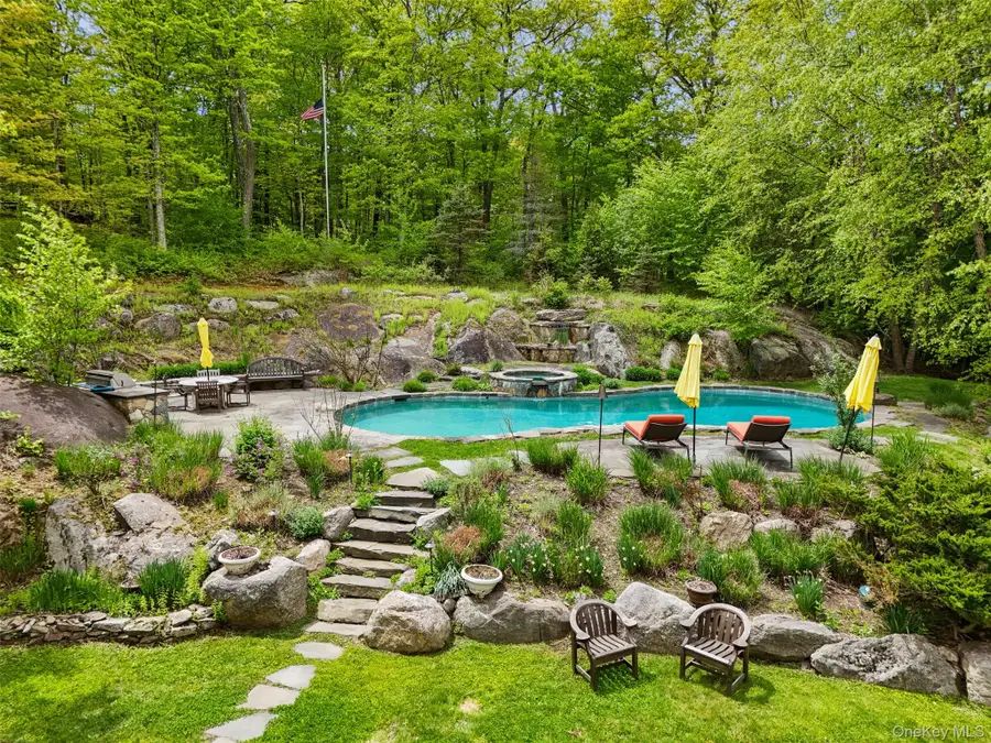 71 Old Stone Hill Road, Pound Ridge, NY 10576 - #2