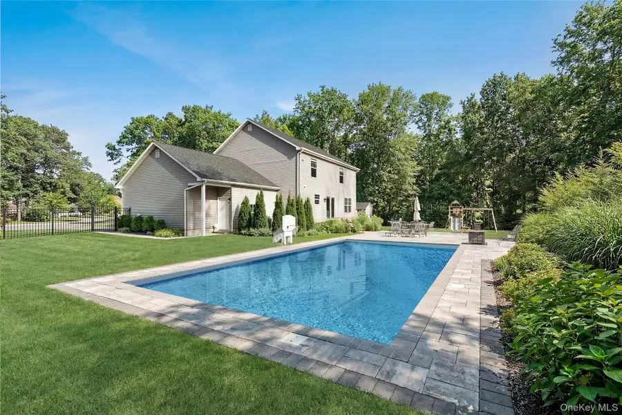 3 Lincoln Avenue, Manorville, NY 11949 - Image #2