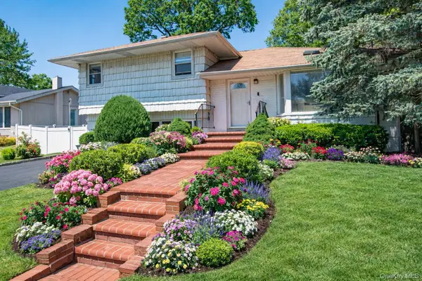 36 Middle Lane, Jericho, NY 11753