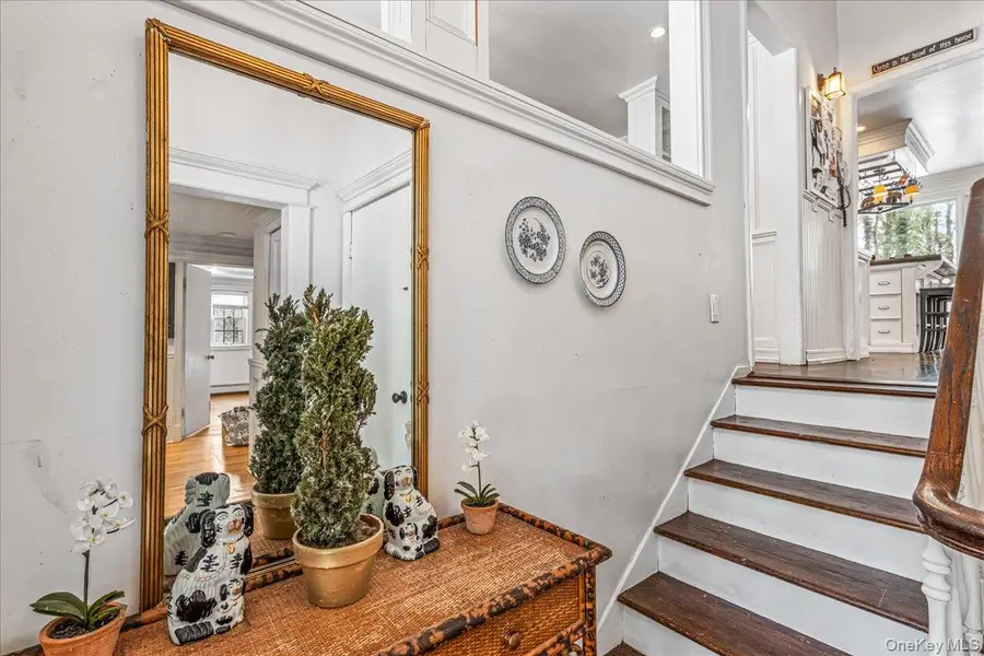 20 Harborview Drive, Northport, NY 11768 - Image #2