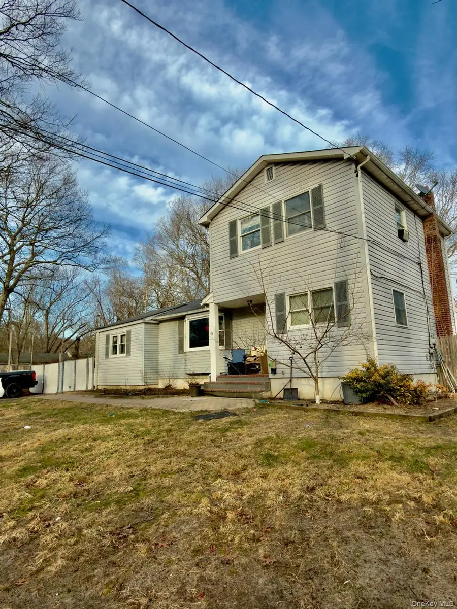 314 River Road, Shirley, NY 11967 - Image #2