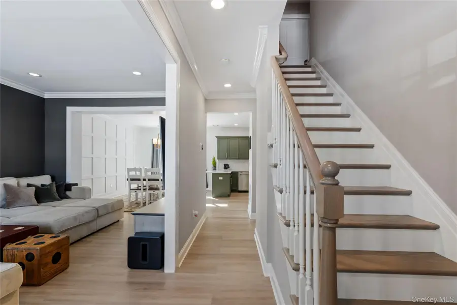 5 Abbington Place, Northport, NY 11768 - Image #3