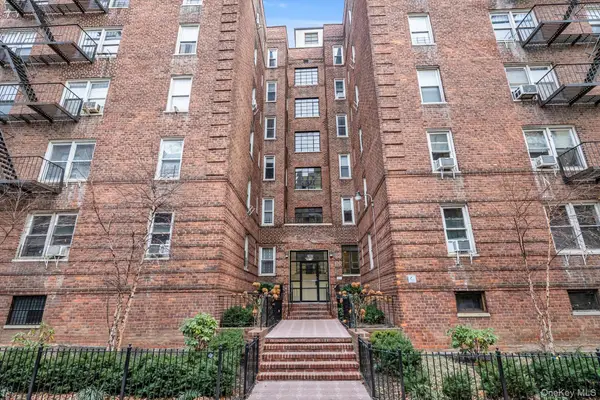 2080 Barnes Avenue #4E, Bronx, NY 10462