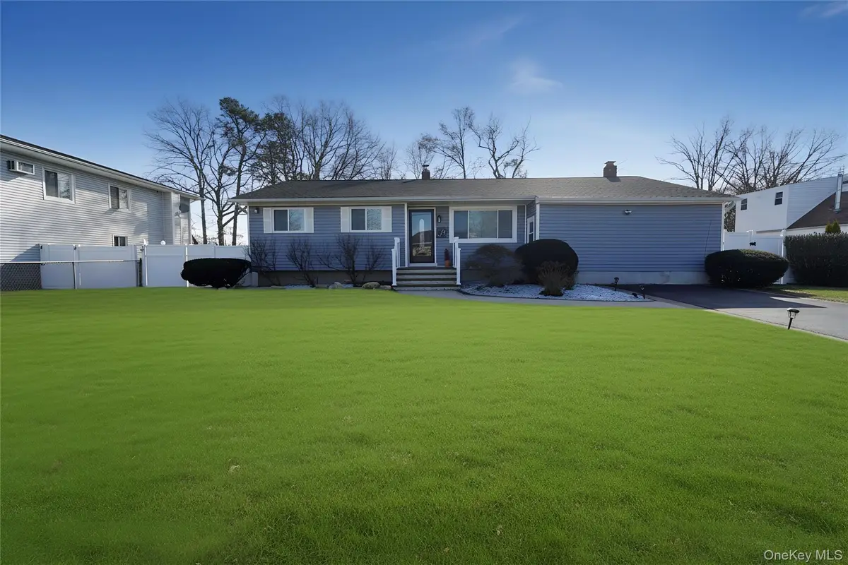 21 Francisco ave Francisco Ave, Central Islip, NY 11722 - Image #1