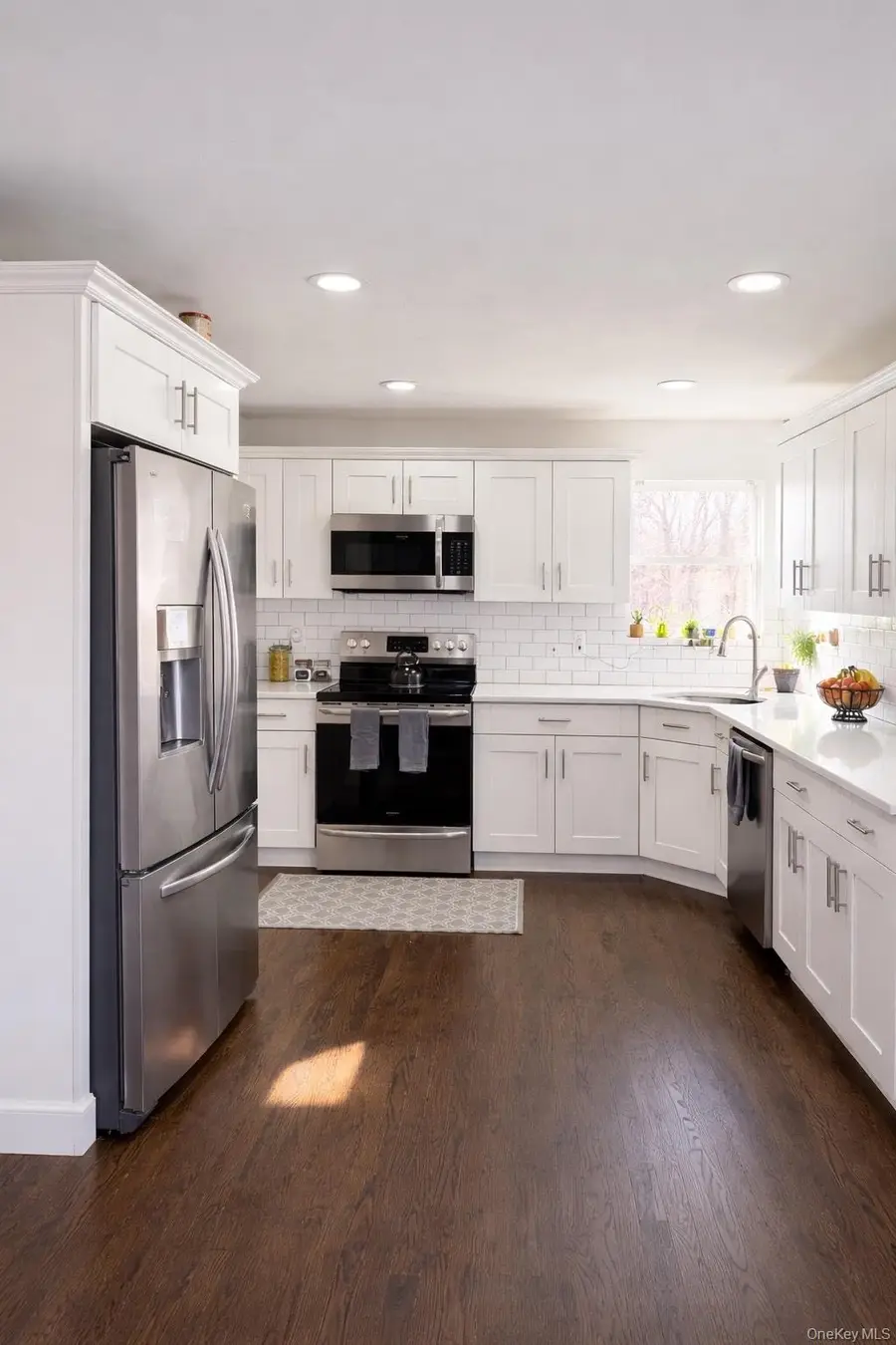 10 Silver Court, Ridge, NY 11961 - Image #3