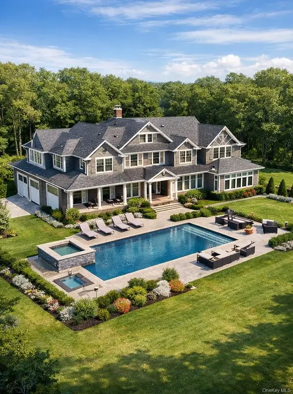 Side by Side Lots Robinson Street, Center Moriches, NY 11934