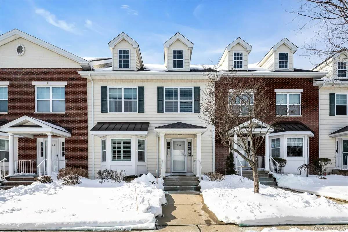 110 Brattle Circle, Melville, NY 11747 - Image #1