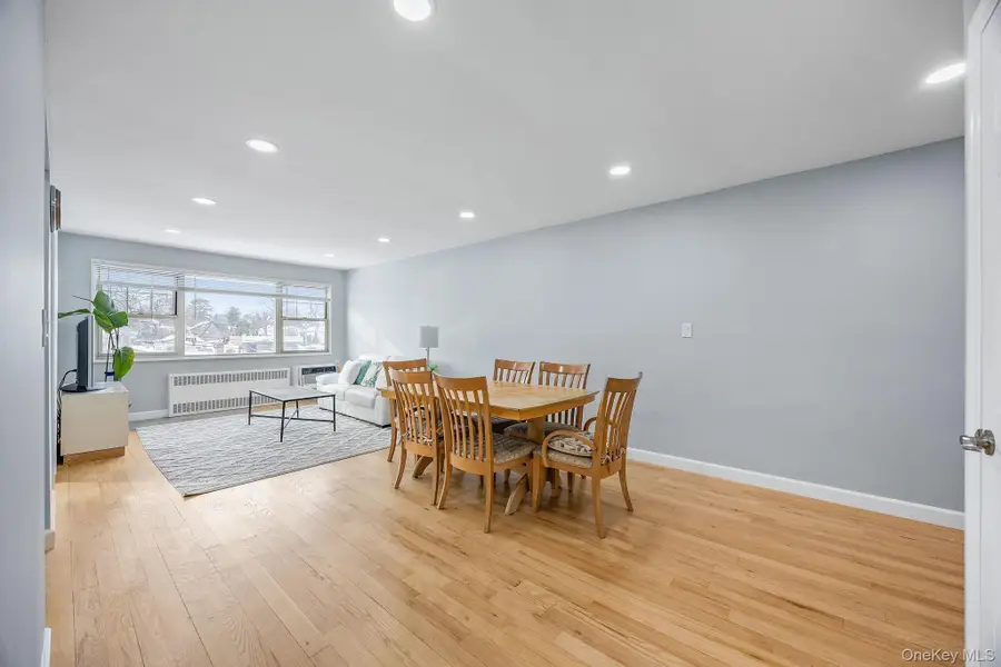 324 Post Avenue #8F, Westbury, NY 11590 - Image #3