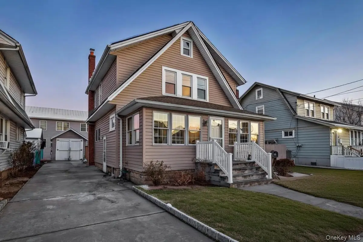 35 S Franklin Avenue, Valley Stream, NY 11580 - Image #1