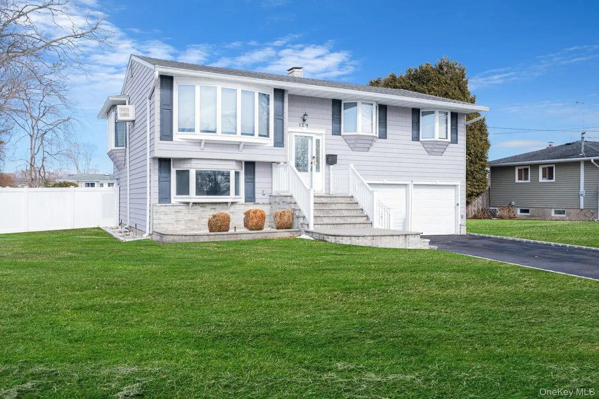 109 Utica Street, Bay Shore, NY 11706 - #1