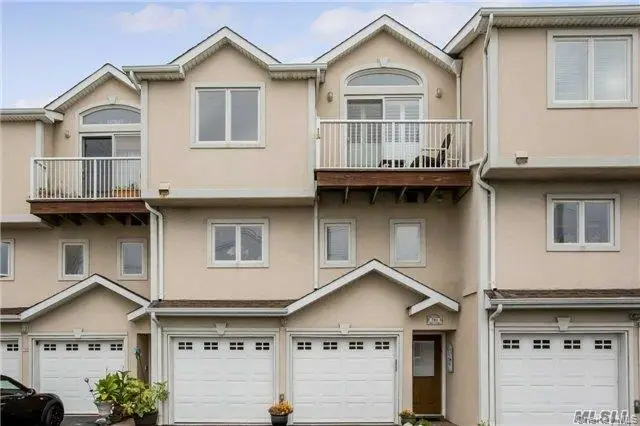 781 W Park Avenue, Long Beach, NY 11561 - Image #1