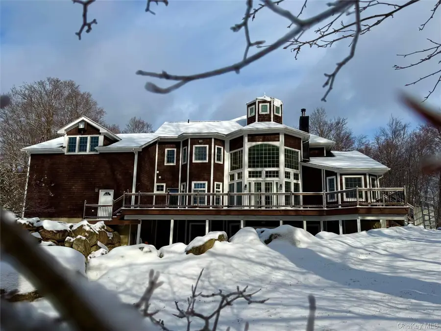 1081 E Mountain Road S, Cold Spring, NY 10516 - Image #3