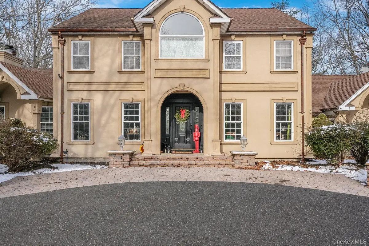 180 Miller Place Road, Miller Place, NY 11764 - Image #1