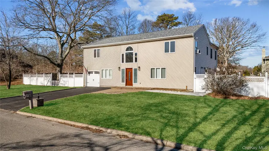 11 Locust Avenue, Coram, NY 11727 - Image #2