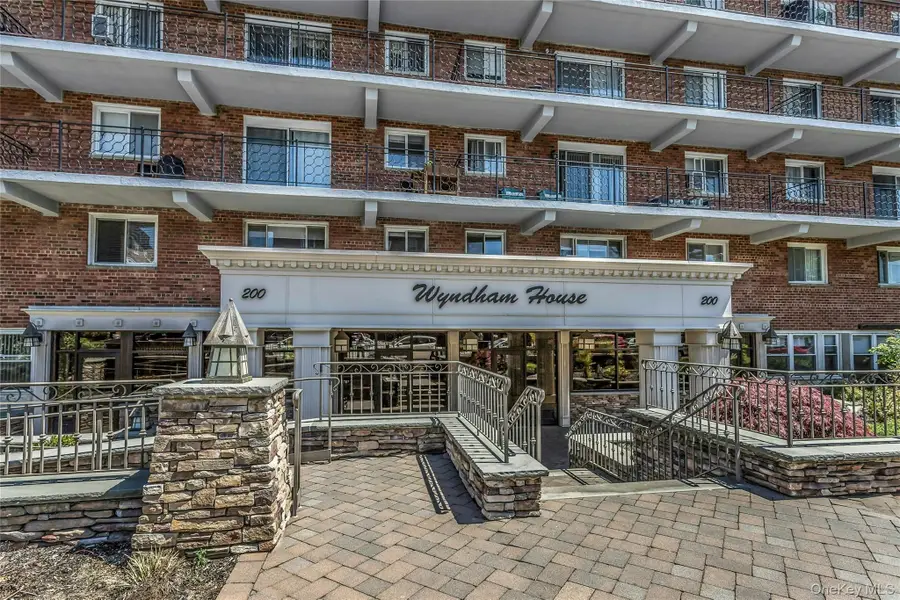 200 Atlantic Avenue #123, Lynbrook, NY 11563 - Image #2