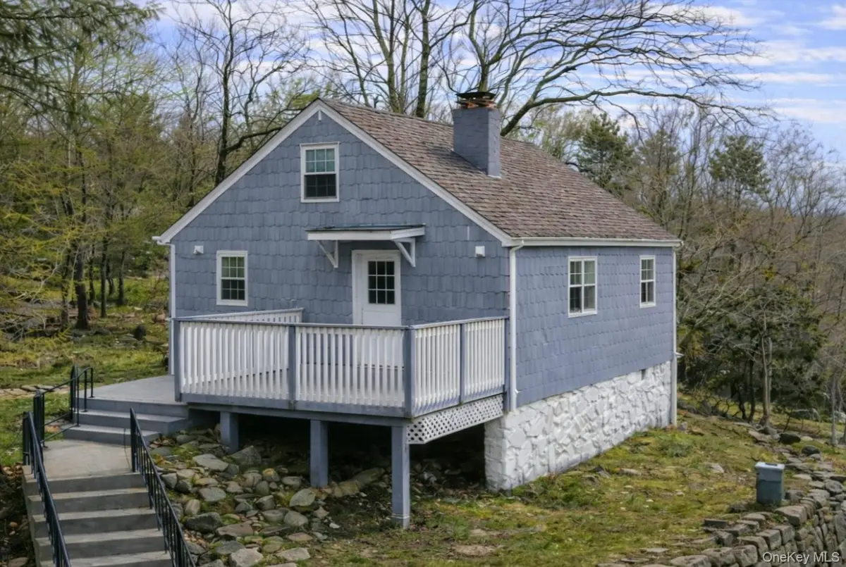 35 Avon Road, Lake Peekskill, NY 10537 - #1