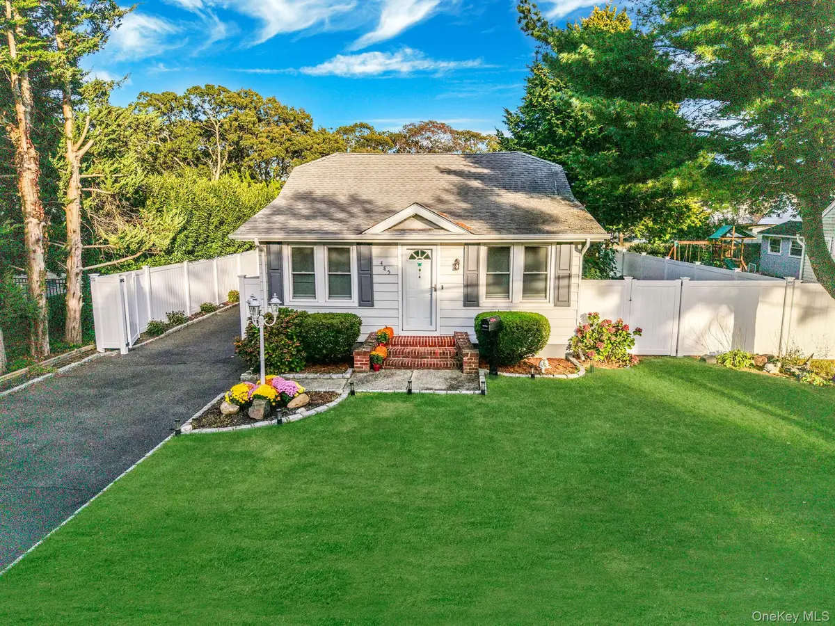 485 3rd Avenue, Bayport, NY 11705 - Image #1