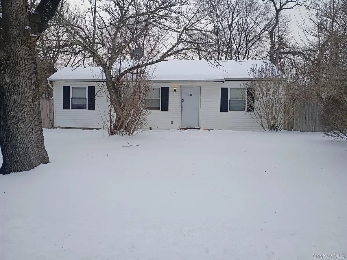 622 Post Avenue, Bellport, NY 11713 - Image #1