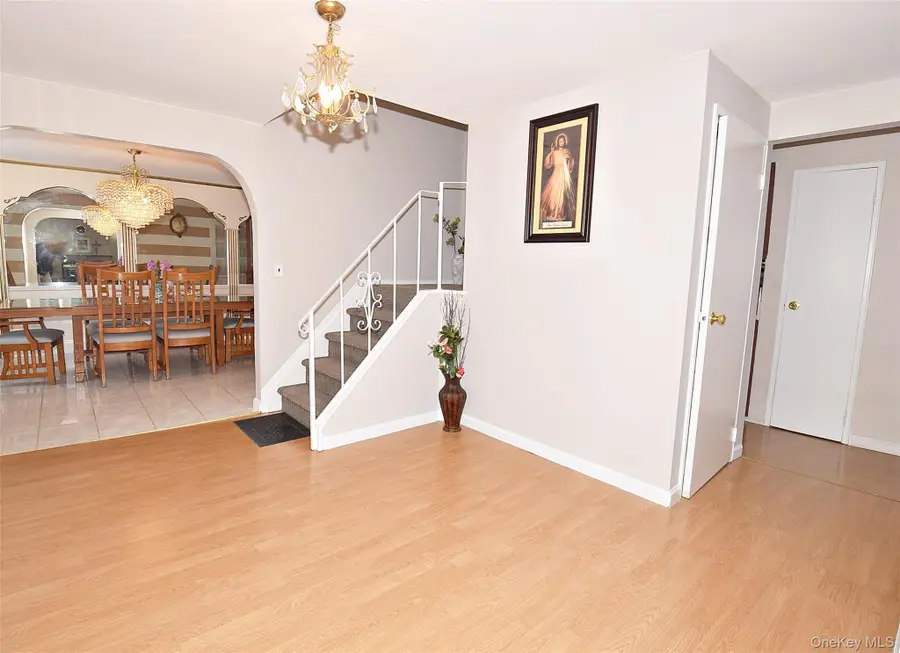 1055 Coates Avenue, Holbrook, NY 11741 - #3