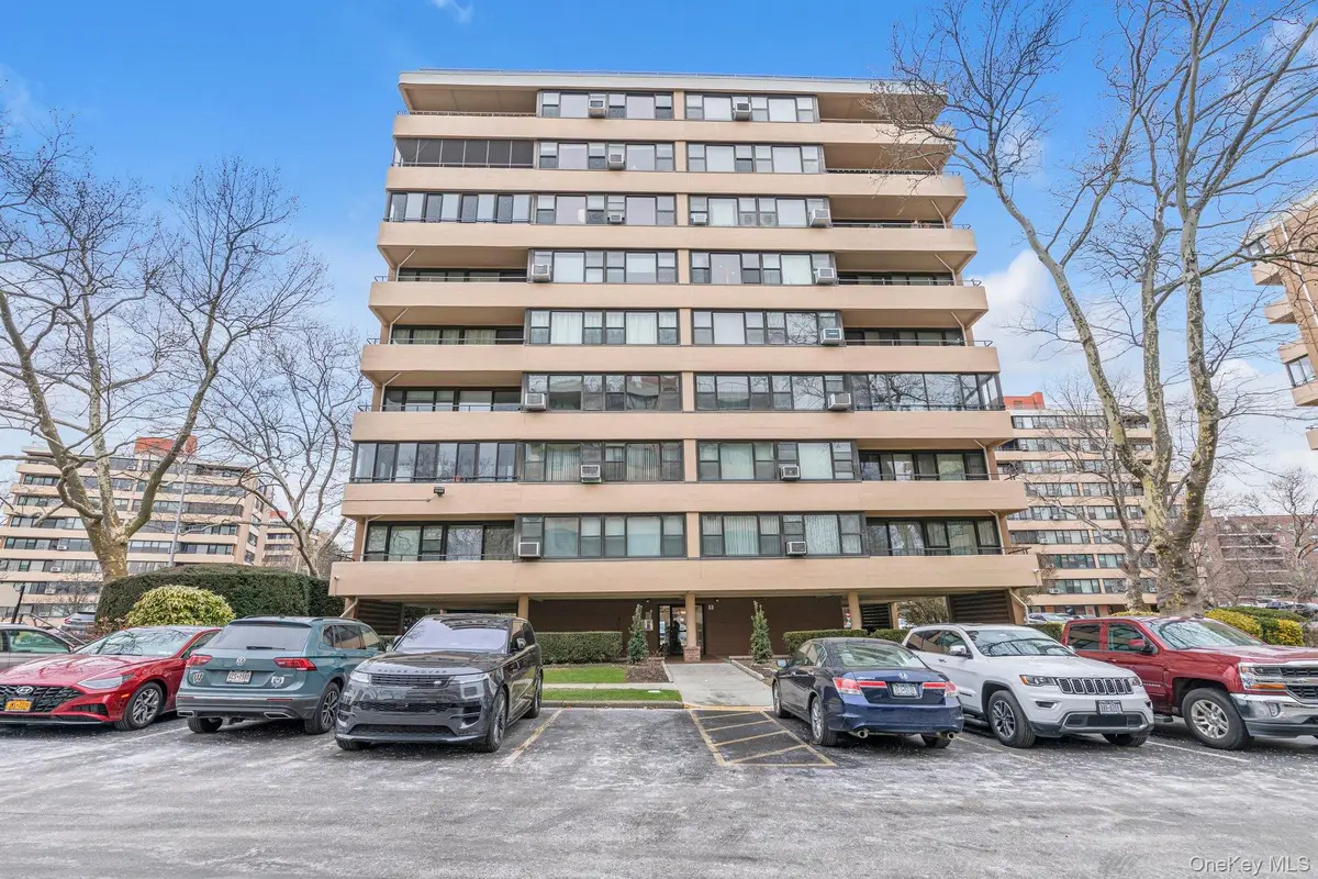 162-11 9th #7B, Beechhurst, NY 11357 - Image #1