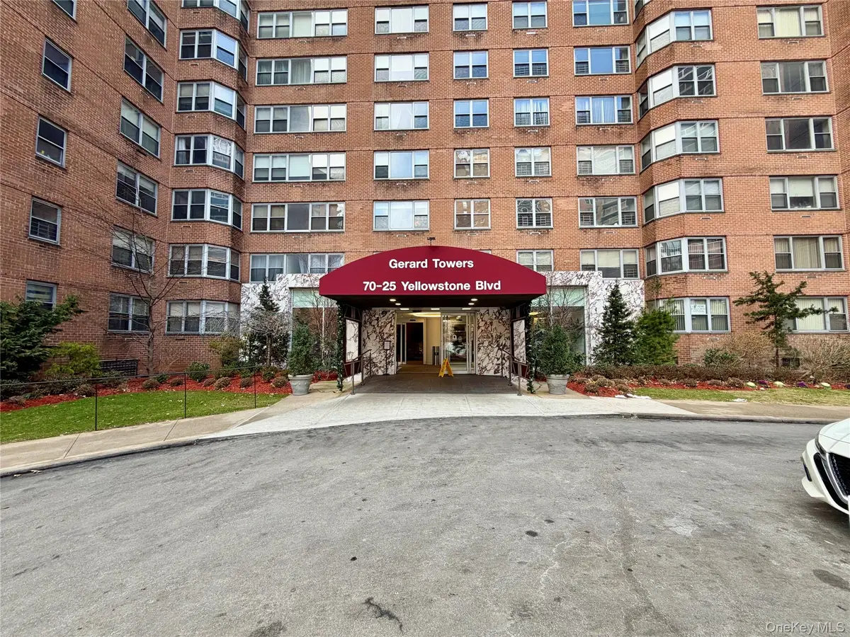 70-25 Yellowstone Boulevard #3H, Forest Hills, NY 11375 - Image #1