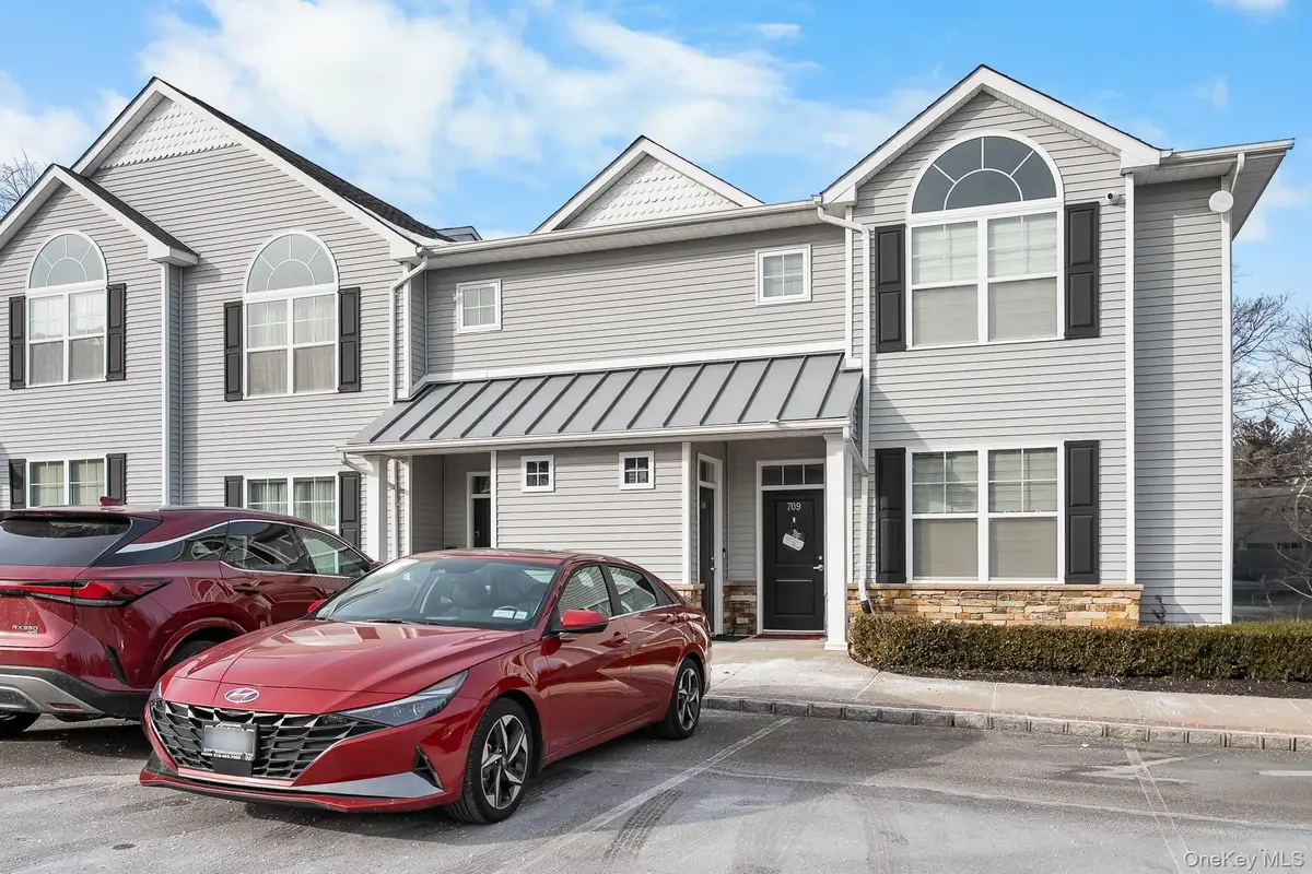 709 Breton Way, Glen Cove, NY 11542 - Image #1