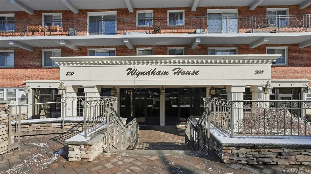 200 Atlantic Avenue #226, Lynbrook, NY 11563 - Image #1